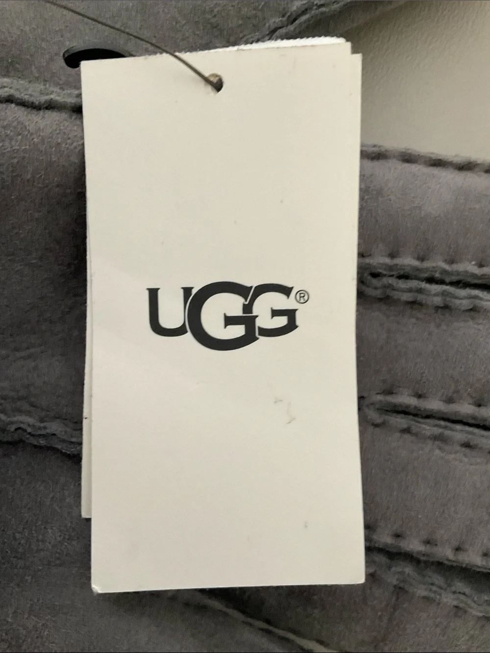 UGG, Sheepskin, NWT, Charcoal Gloves